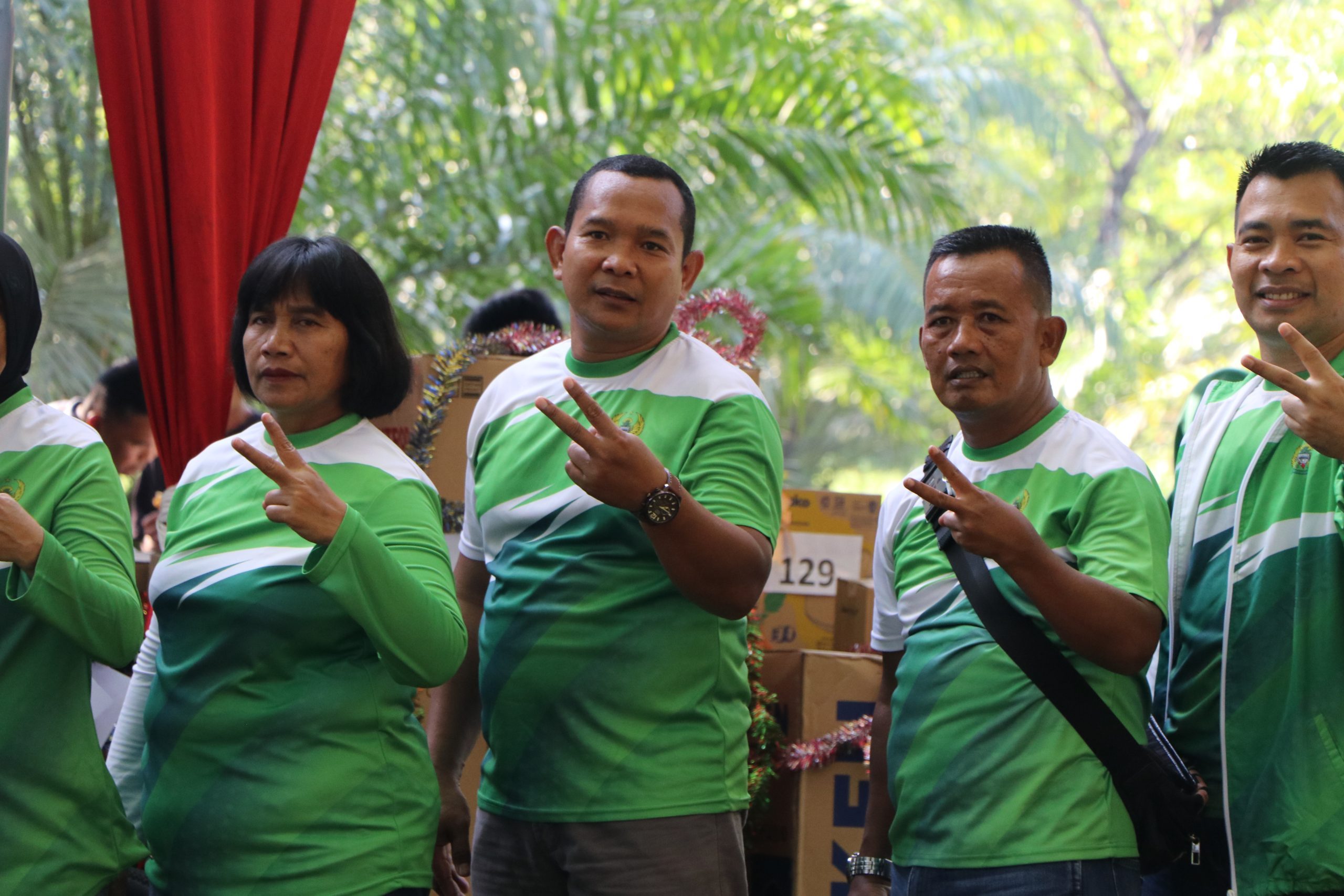 family-gathering-akgani-8