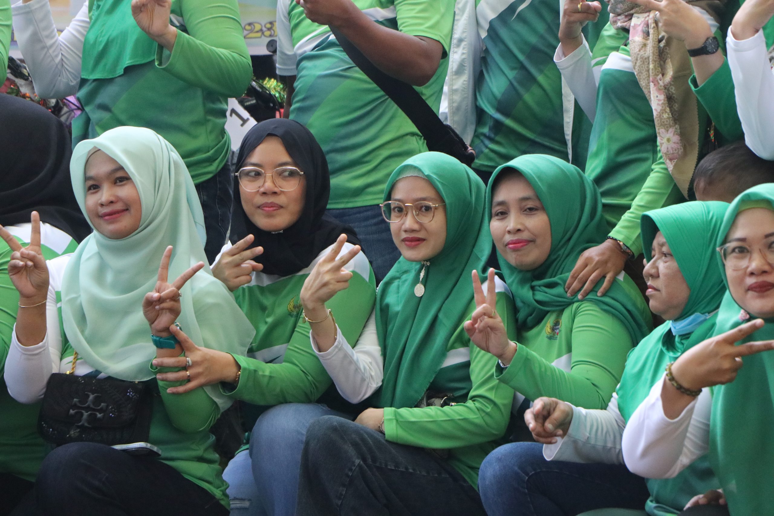 family-gathering-akgani-11