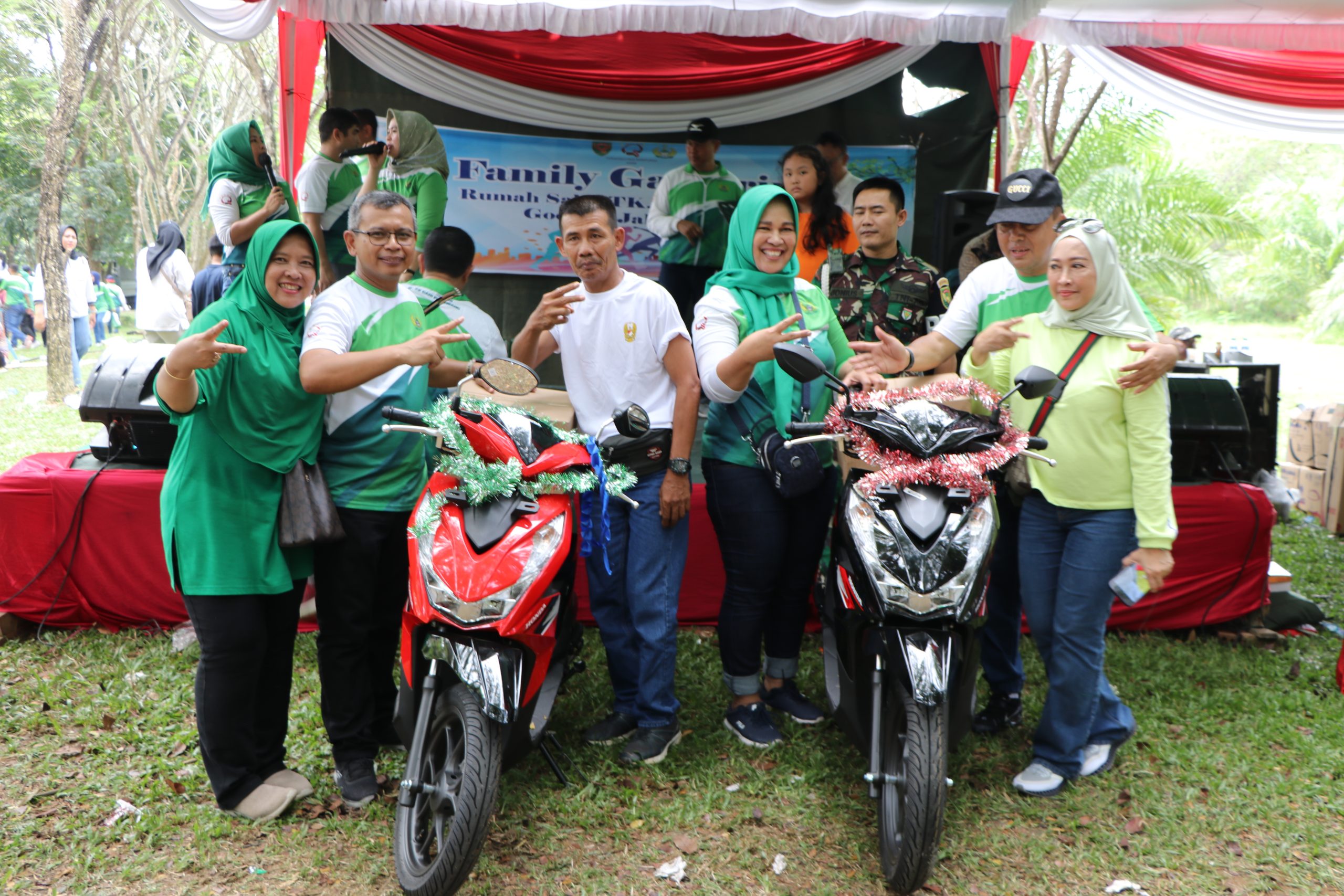 family-gathering-akgani-19
